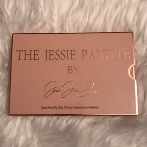 The Jessie pallet by Jessie James Decker